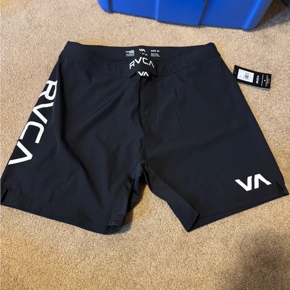RVCA Fight Scrapper 17 Shorts – Size 34 – Black – NWT - Picture 1 of 6